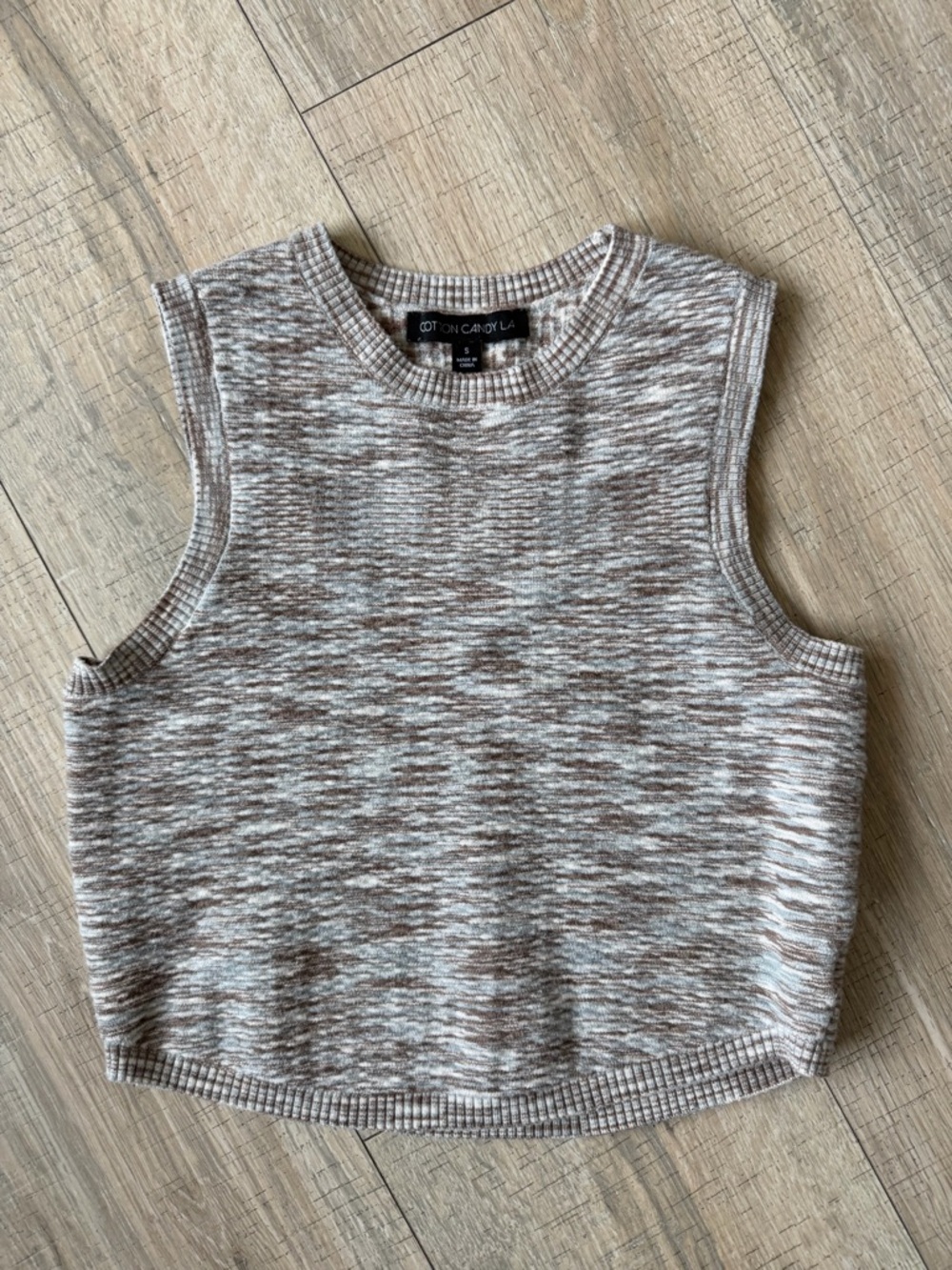 Cotton Candy Cream and Brown Heathered Knit Crop Top | Size Small